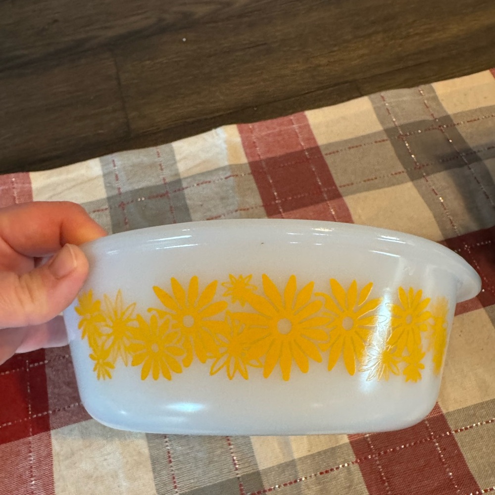 Vintage Ovenware with lid